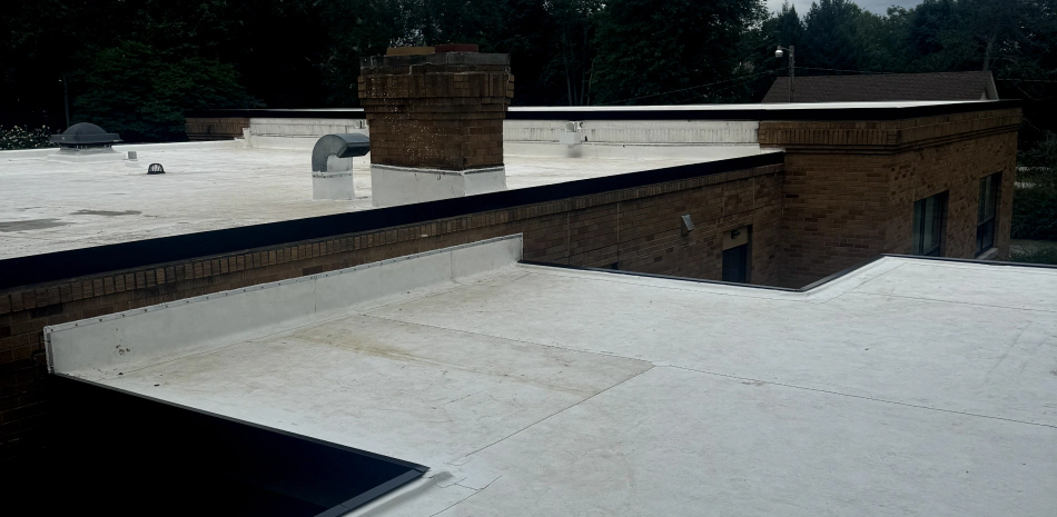 service commercial flat roofing work